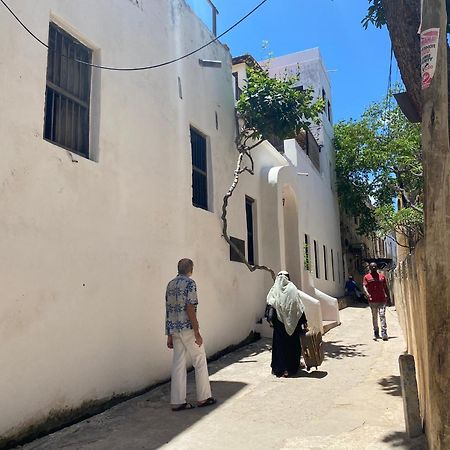 Subira House Bed & Breakfast Lamu Exterior photo