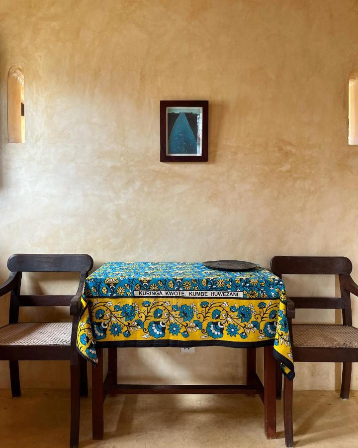 Subira House Bed & Breakfast Lamu Exterior photo
