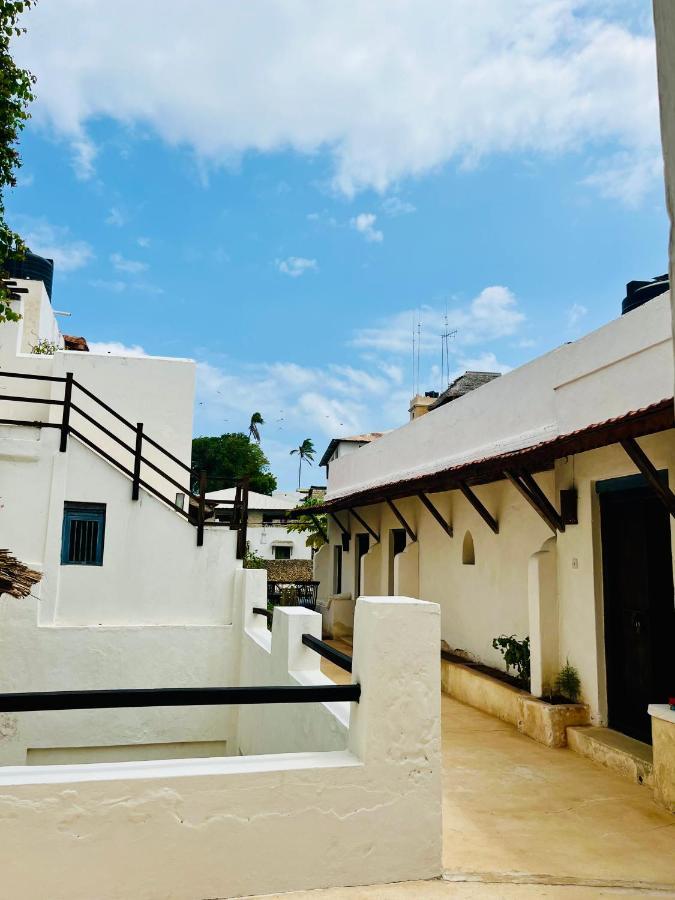 Subira House Bed & Breakfast Lamu Exterior photo