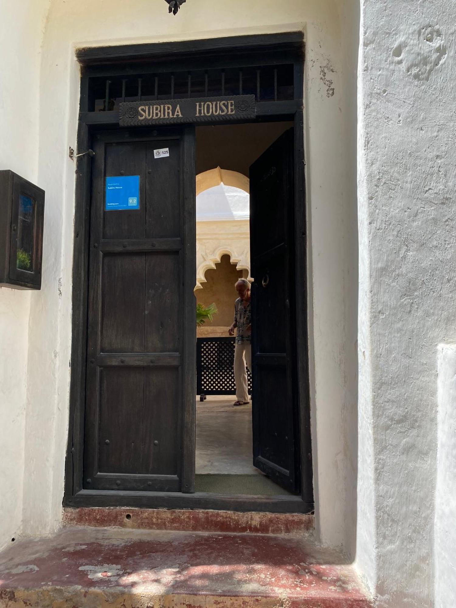 Subira House Bed & Breakfast Lamu Exterior photo