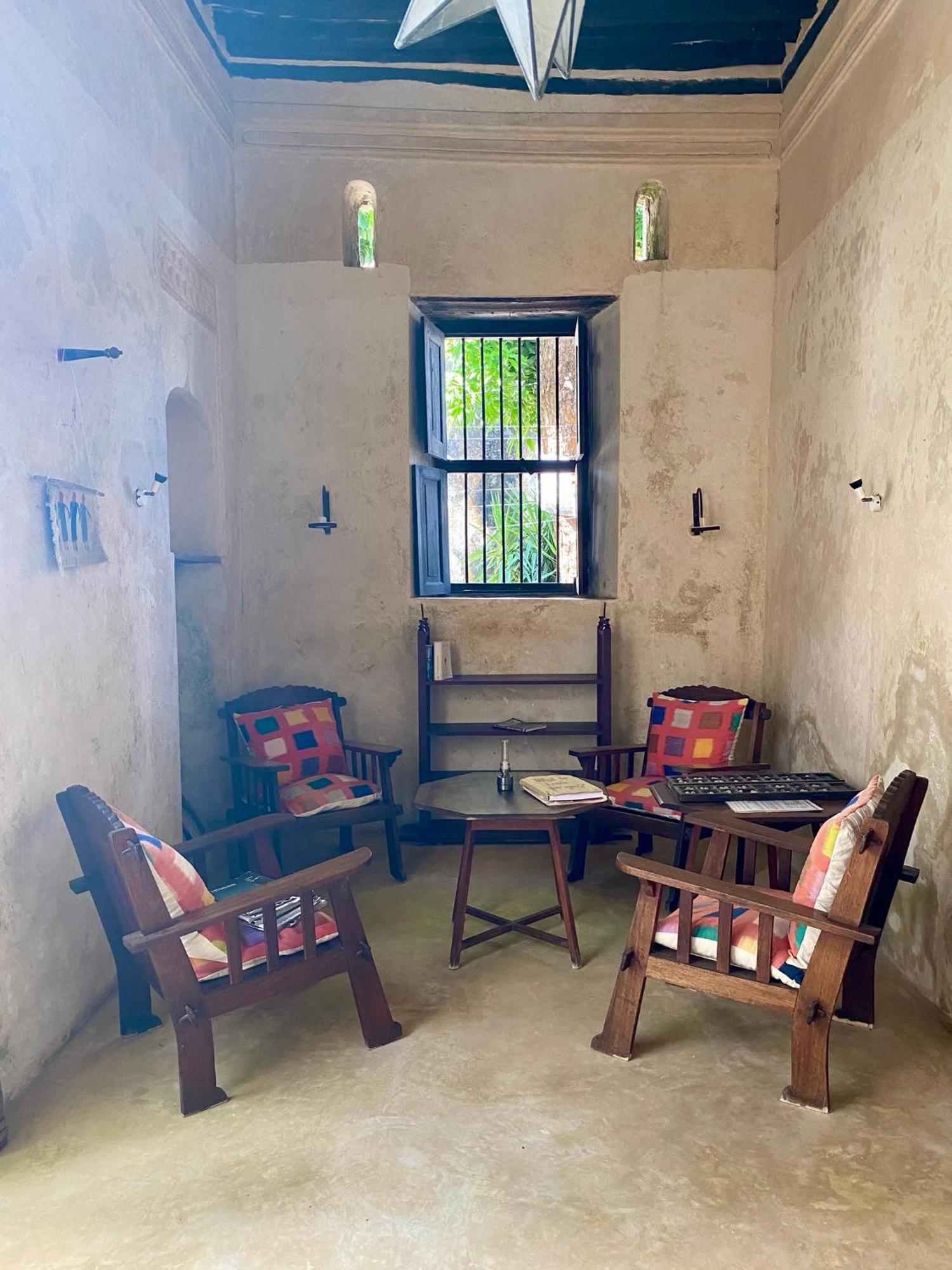 Subira House Bed & Breakfast Lamu Exterior photo